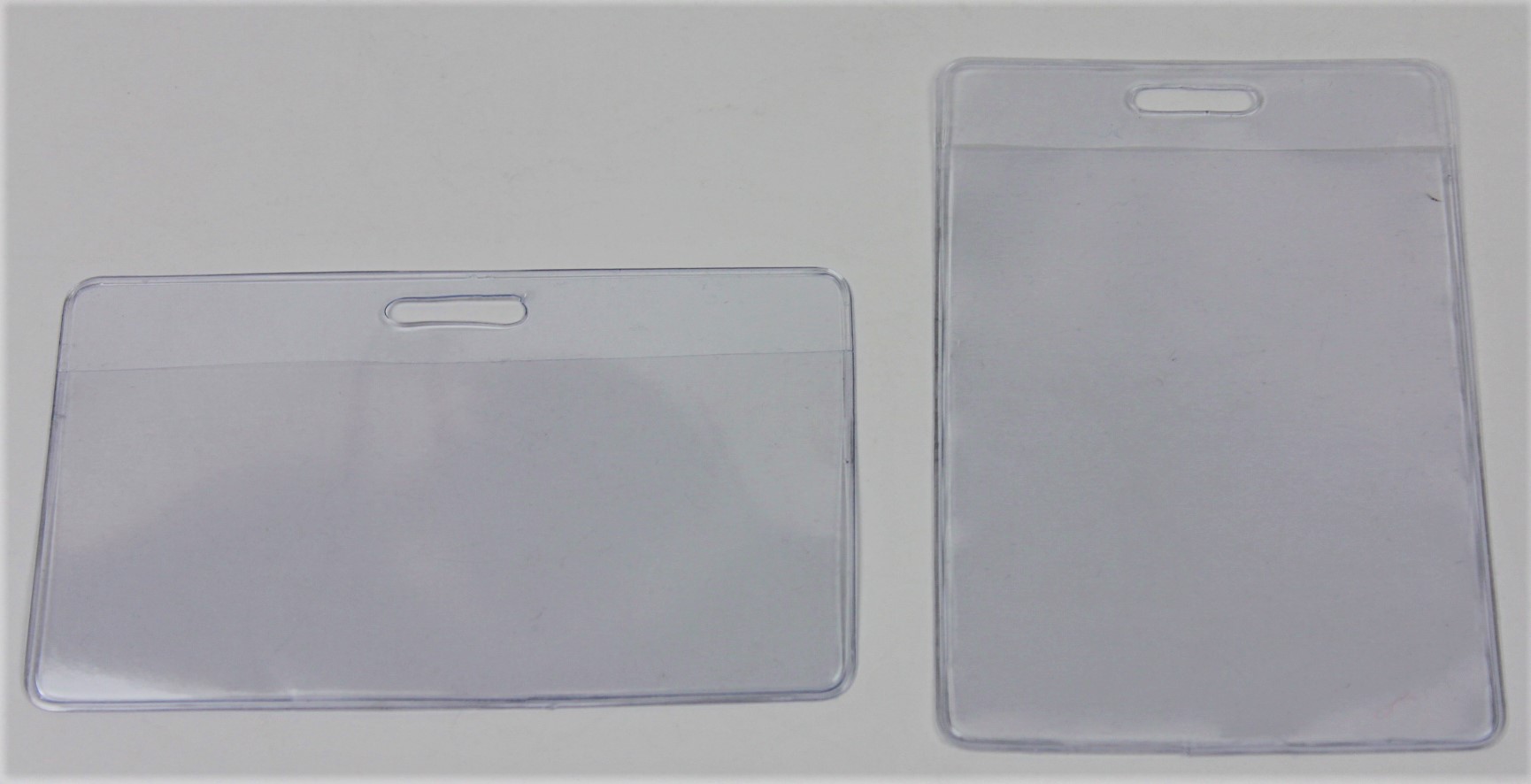 CAJA 50 FUNDAS IDENTIFICACION PVC APAISADA 53X100MM IBERPLAS 107350