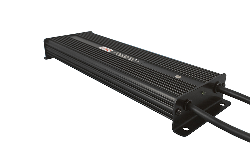 7300-0305 adaptador e inversor de corriente Interior 90 W Negro