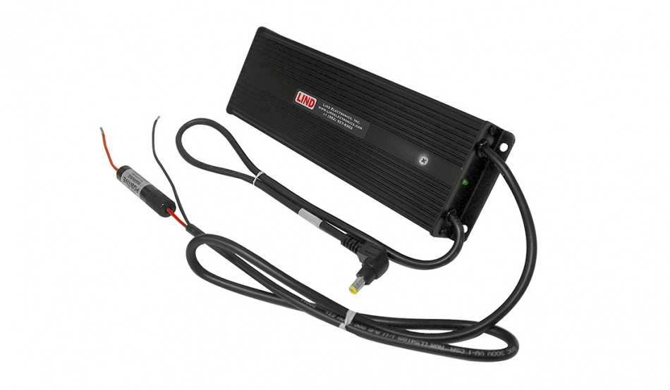 7300-0467 adaptador e inversor de corriente Universal Negro